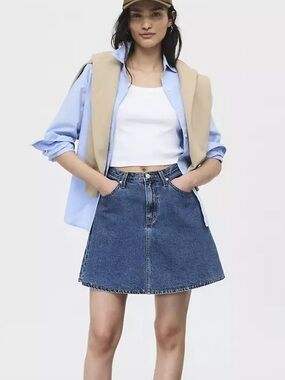 Levi's Blue Denim Mini Skirt - Classic A-Line